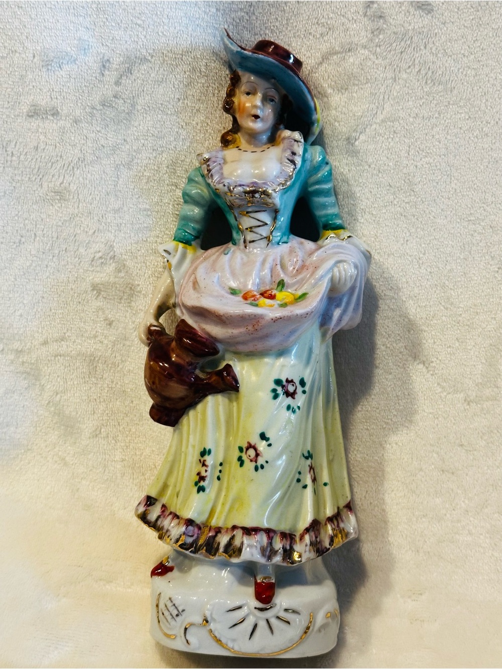 Vintage Porcelain Figurine Lady w/jug Hat Made In Occupied Japan Victorian Chic